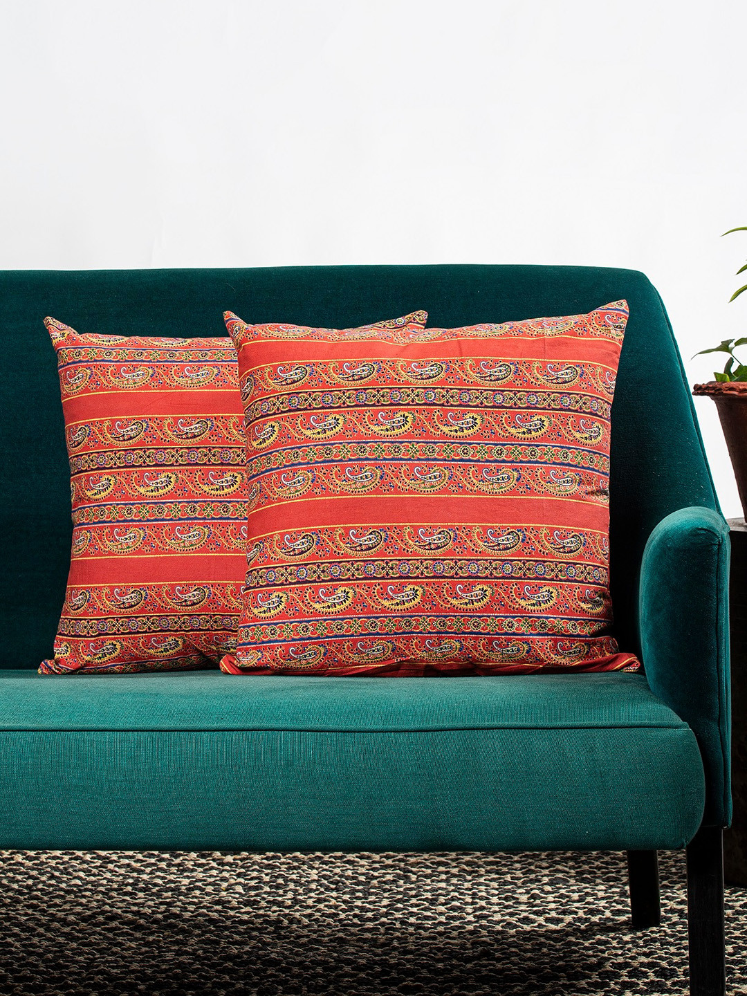 Contrast Living Red Paisley Cotton Durable 2 Pcs Square Cushion Covers - 19.7 x 19.7 In