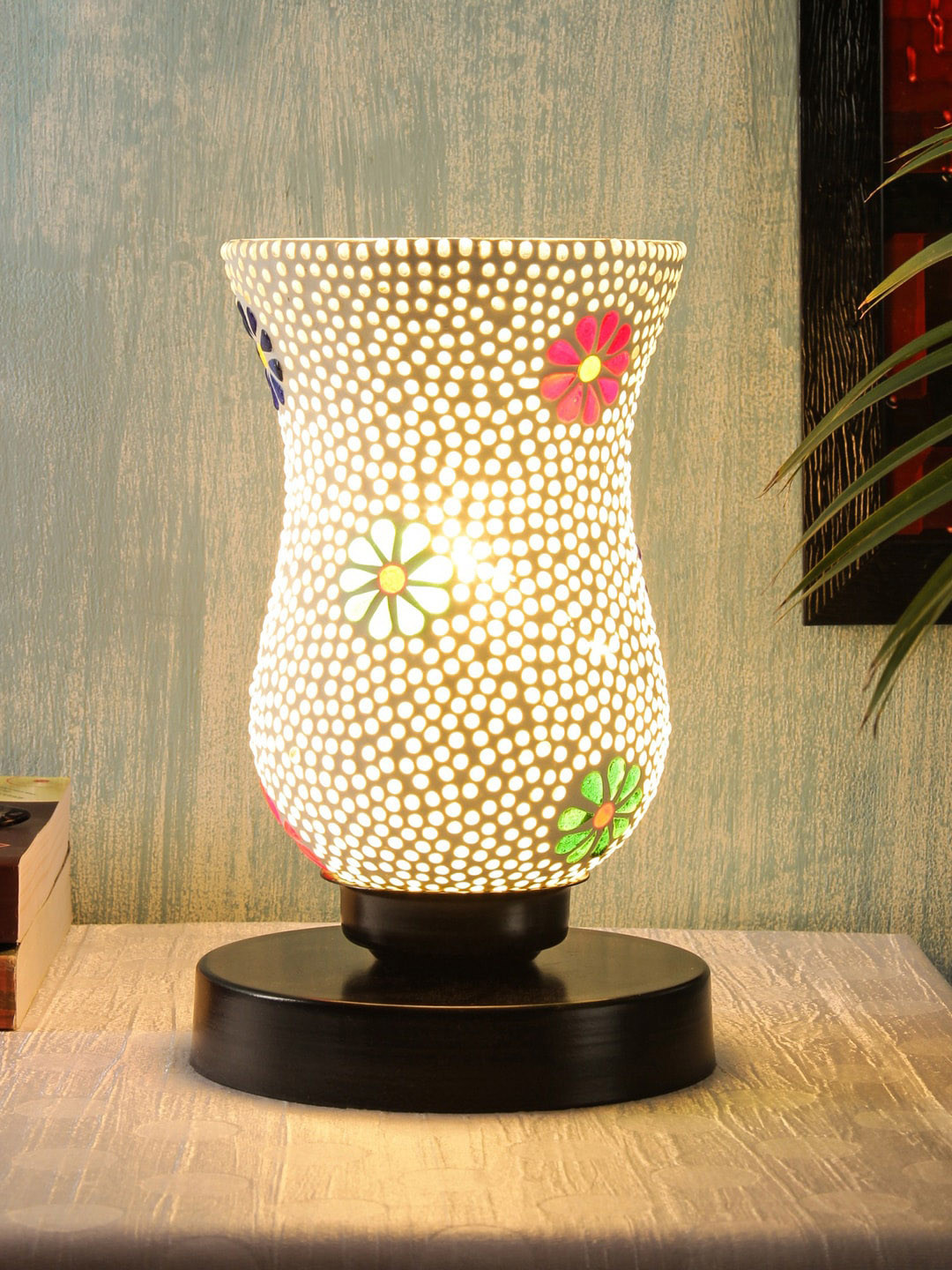 Devansh White & Black Floral Printed Mosaic Samadhan Table Lamp