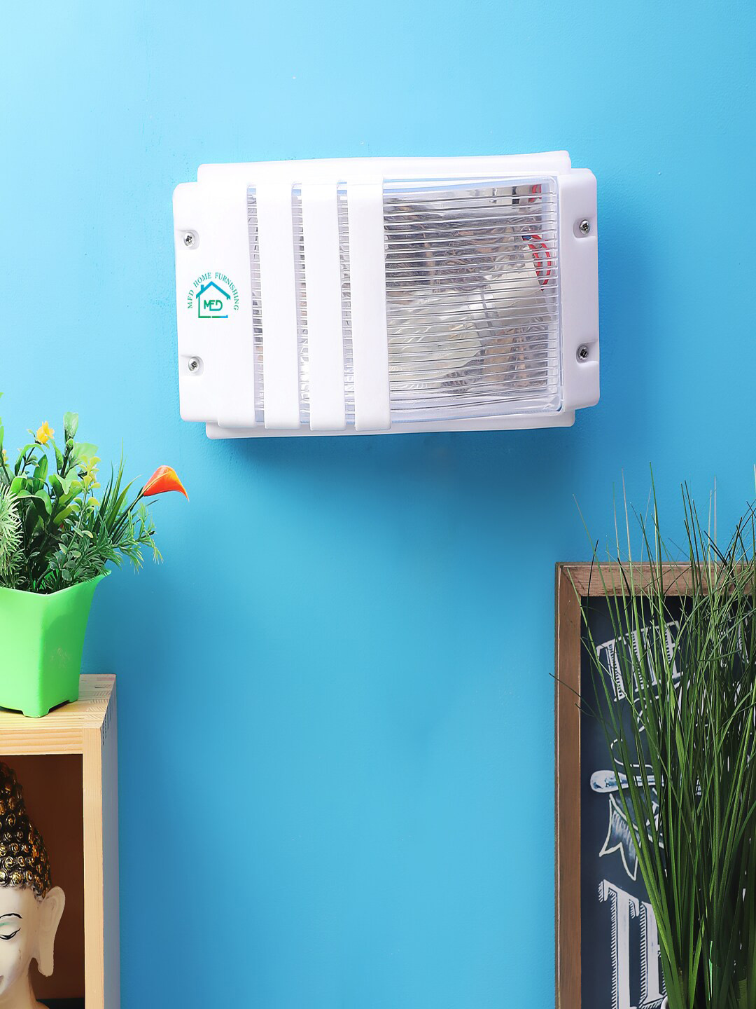 MFD HOME FURNISHING White Textured Wall Lamp