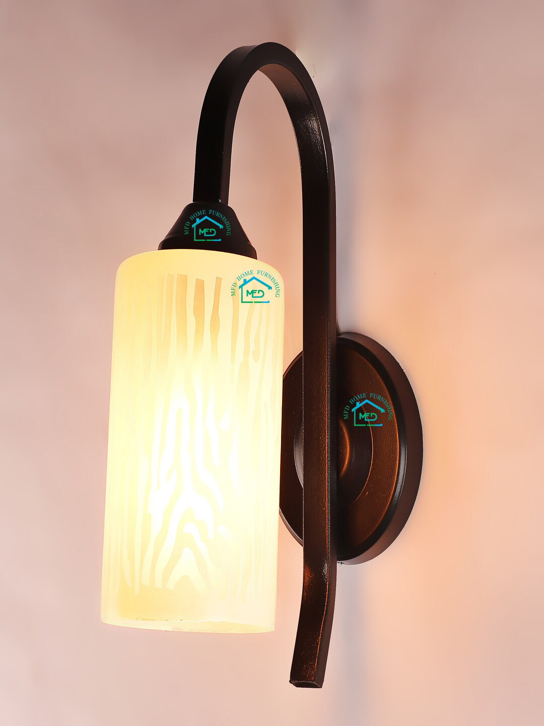 MFD HOME FURNISHING White Printed Armed Sconce Lamp