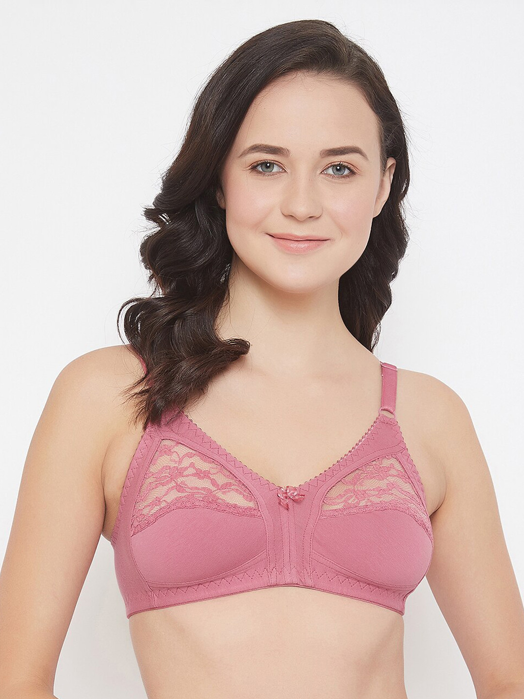 Clovia Women Pink Solid Lace Non-Wired Lightly Padded Everyday Bra BR1054A22