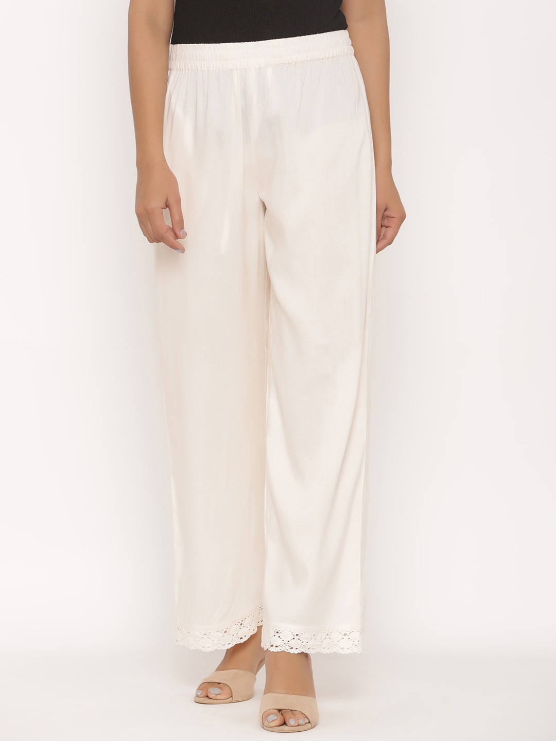 Juniper Women Cream-Coloured Solid Wide Leg Palazzos