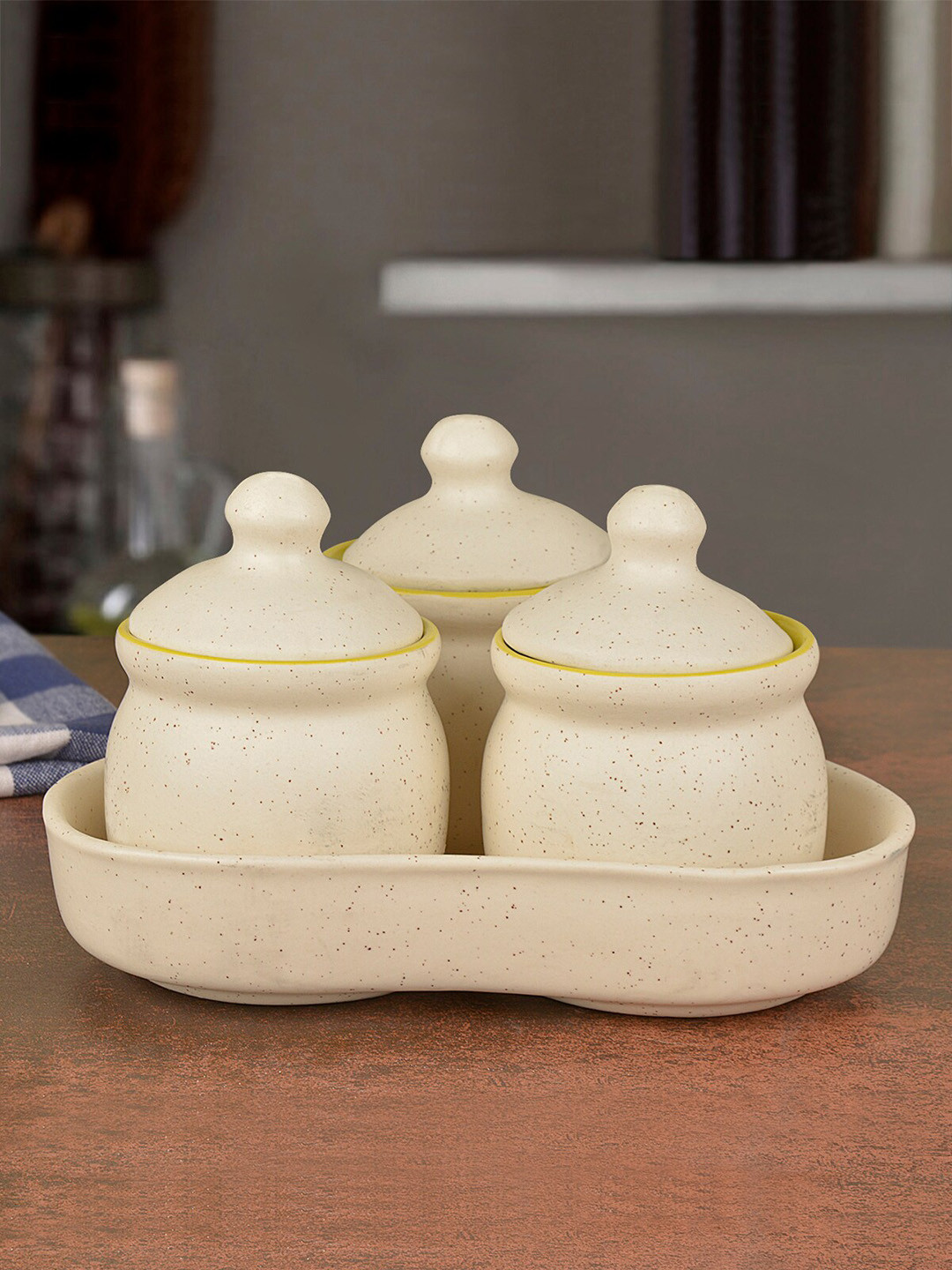 Stylemyway Handpainted off White Ceramic Dishwasher Safe 4 Piece Flip Top Jar