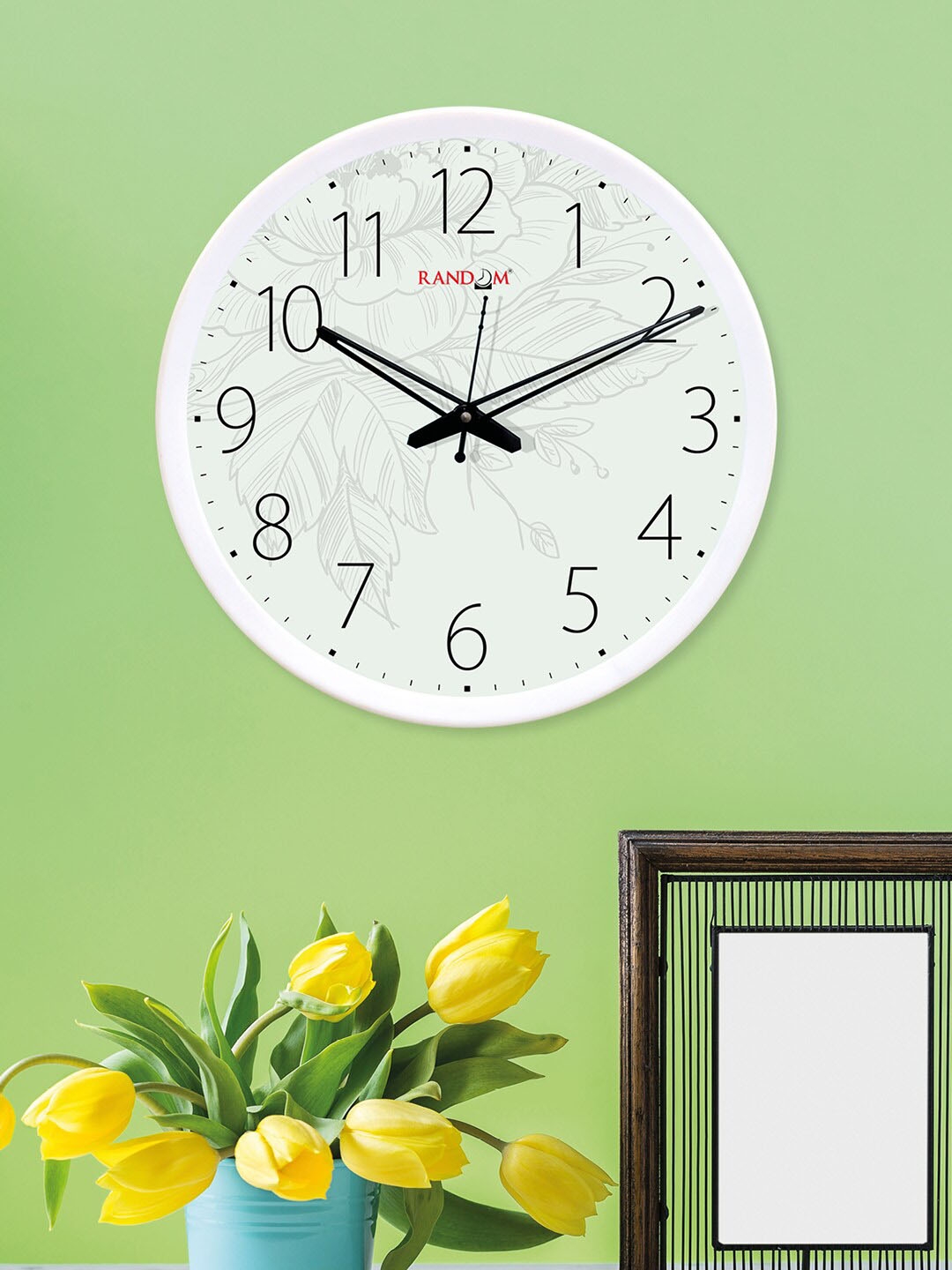 RANDOM White   Grey Flower Printed 12 Inch Dial Analogue Wall Clock