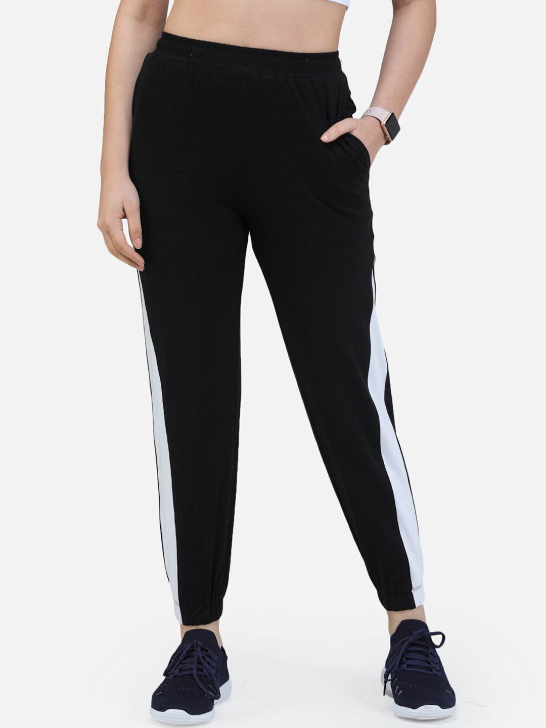 SCORPIUS Women Black & White Colourblocked Joggers