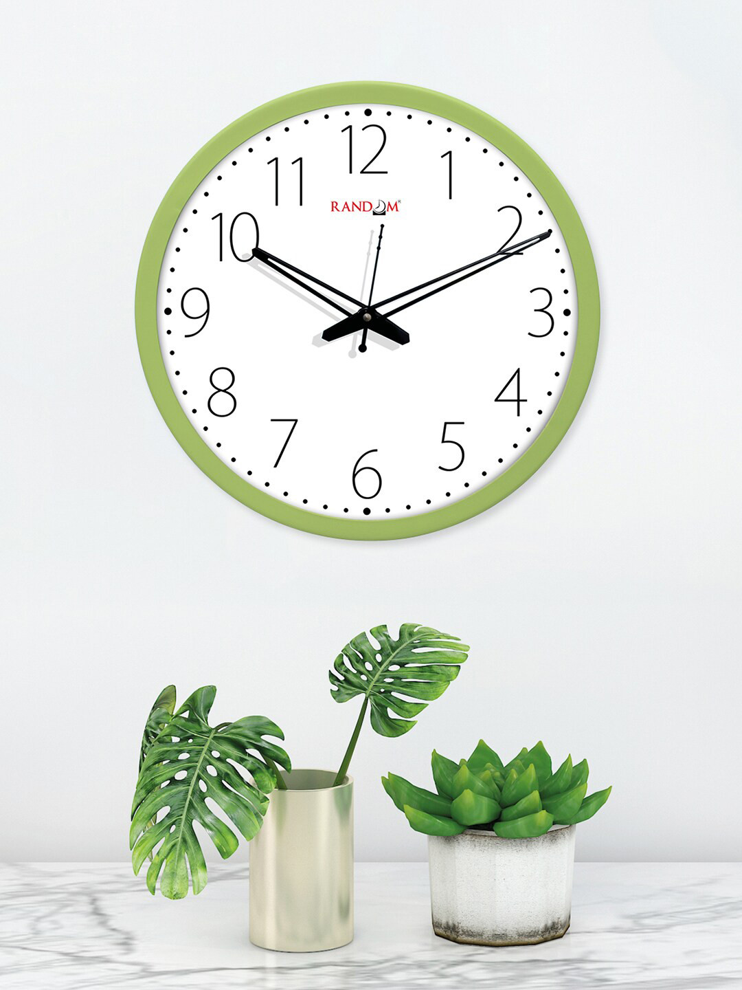 RANDOM Green & White Solid Round Shaped Analogue Wall Clock With Glass