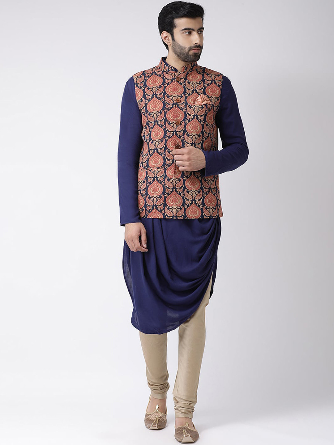 Vartah Men Navy Blue & Beige Solid Kurta with Churidar & Jacket
