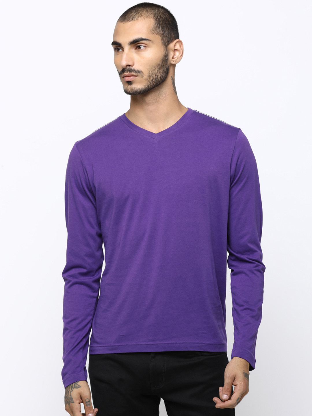 Huetrap Men Purple Solid V-Neck T-shirt