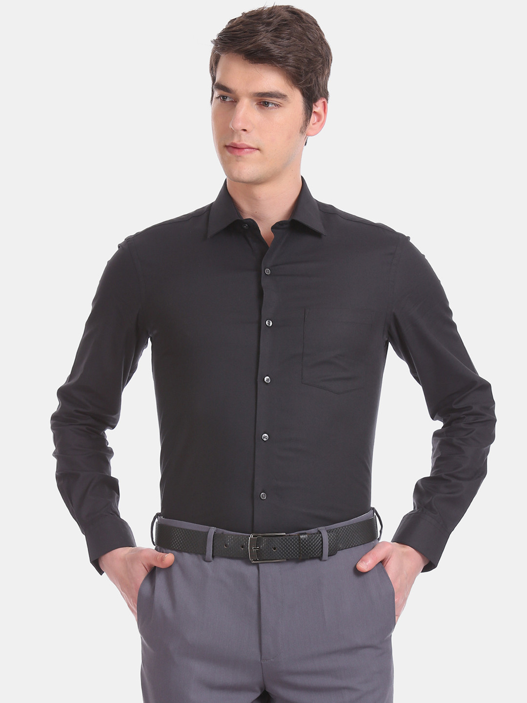 Arrow Men Black Slim Fit Solid Formal Shirt