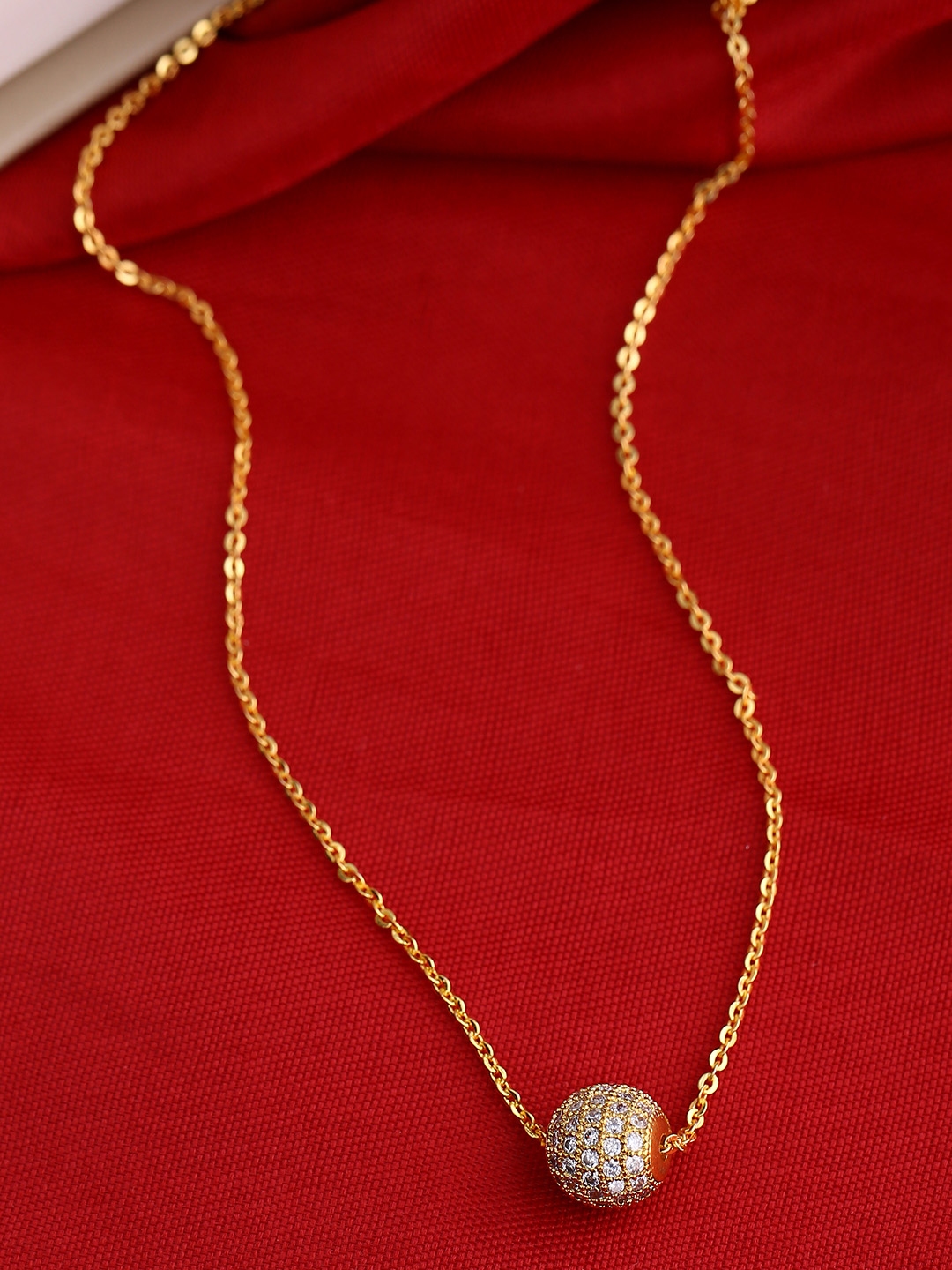 Stone top gold chain