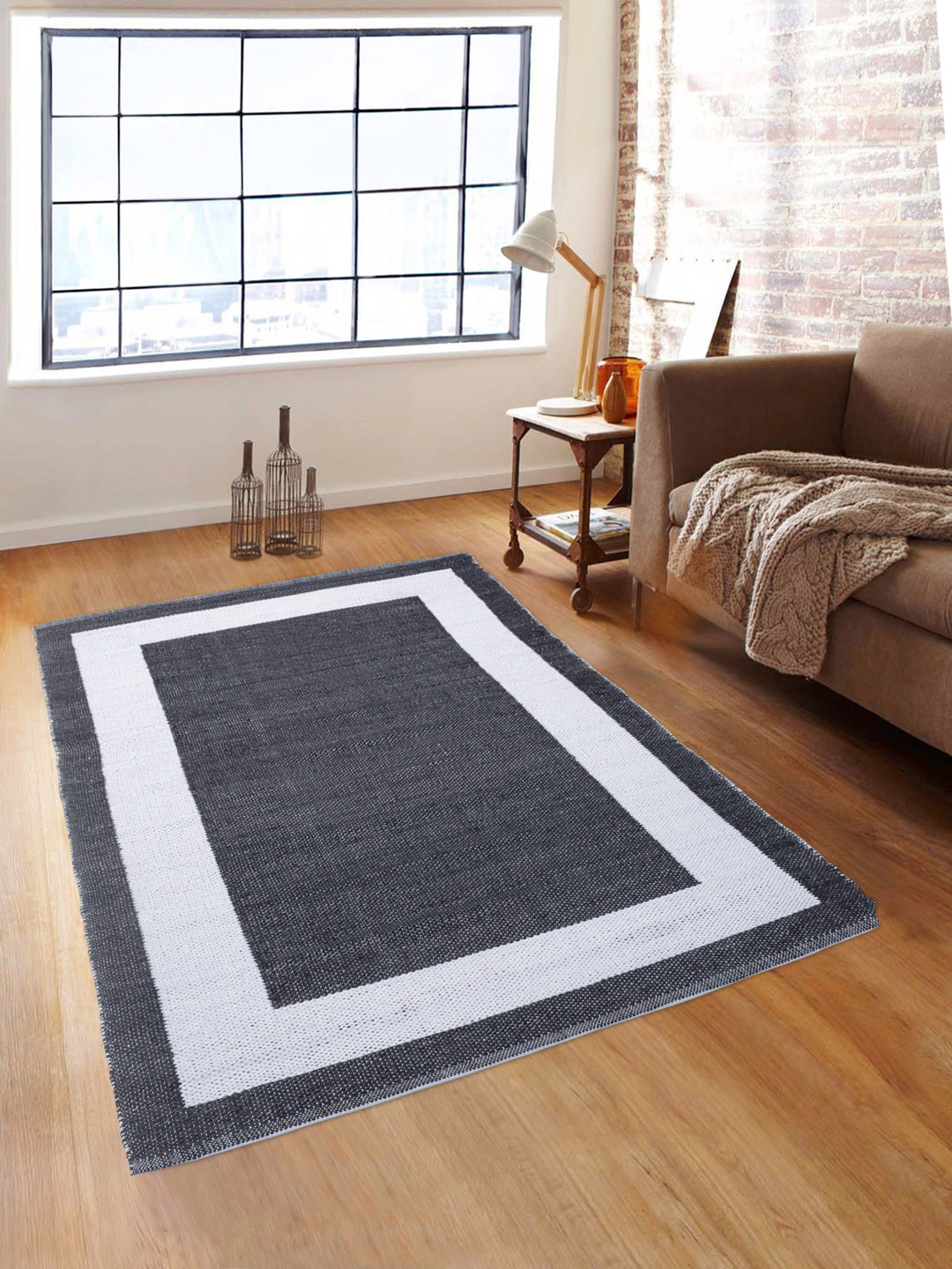 ROMEE Black & White Colourblocked Anti-Skid Dhurrie