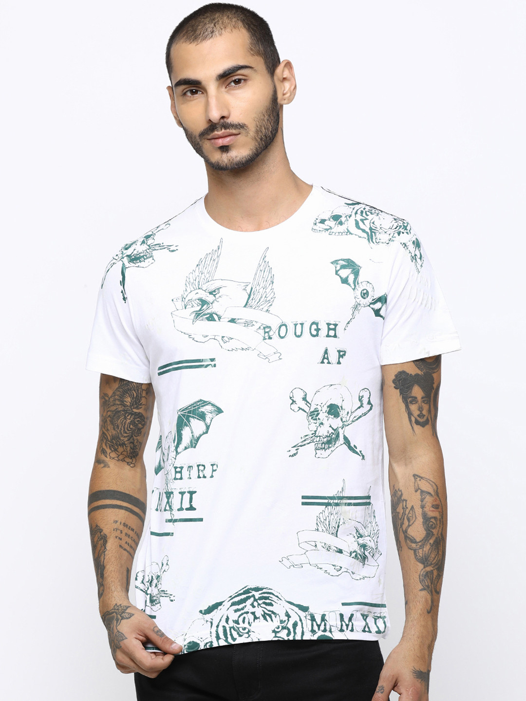 Huetrap Men White & Green Glow in the Dark Printed Round Neck T-shirt