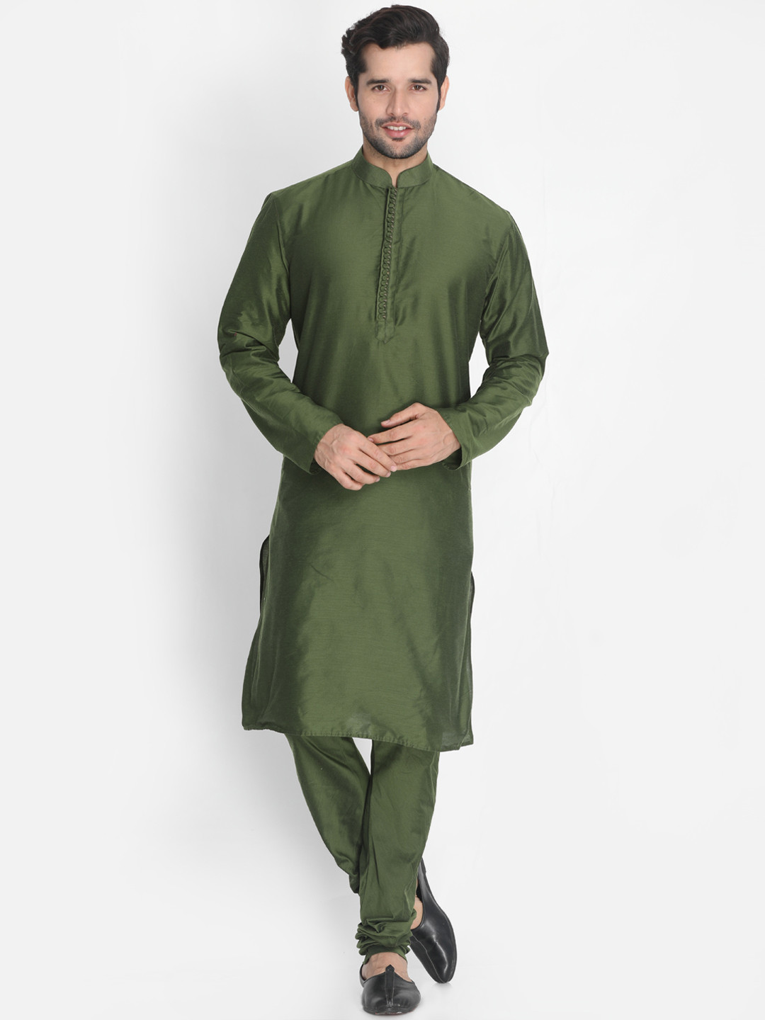 VASTRAMAY Men Green Solid Kurta with Pyjamas