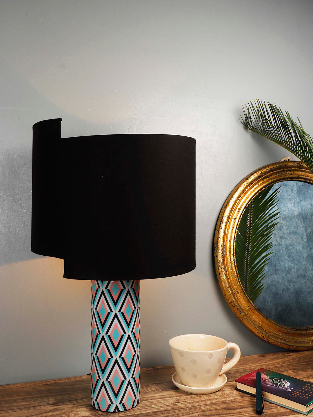 Grated Ginger Black Solid Phantom Bedside Lamp