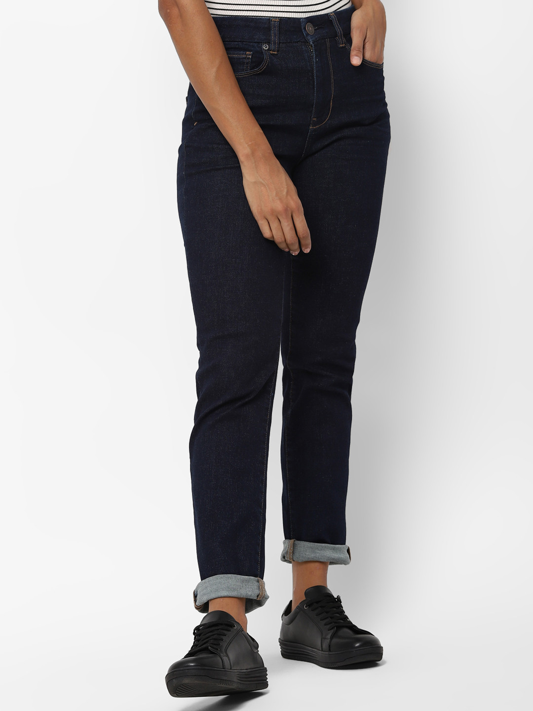 AMERICAN EAGLE OUTFITTERS Women Navy Blue Regular Fit Mid-Rise Clean Look Stretchable Jeans