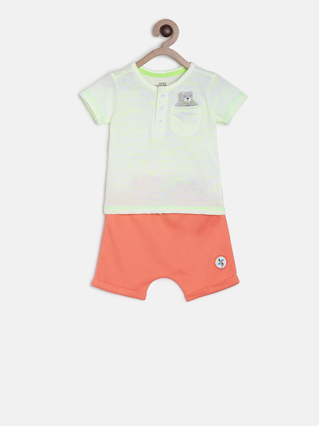 MINI KLUB Boys Green & Orange Solid T-shirt with Shorts