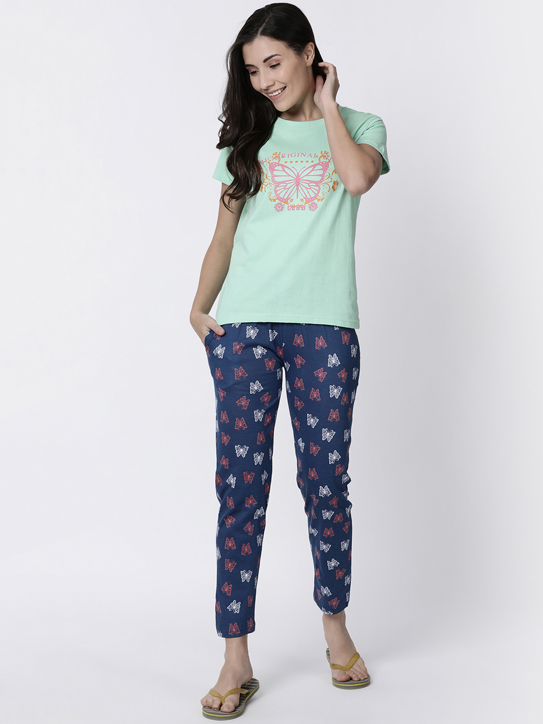 Kryptic Women Green & Navy Blue Printed Nightsuit