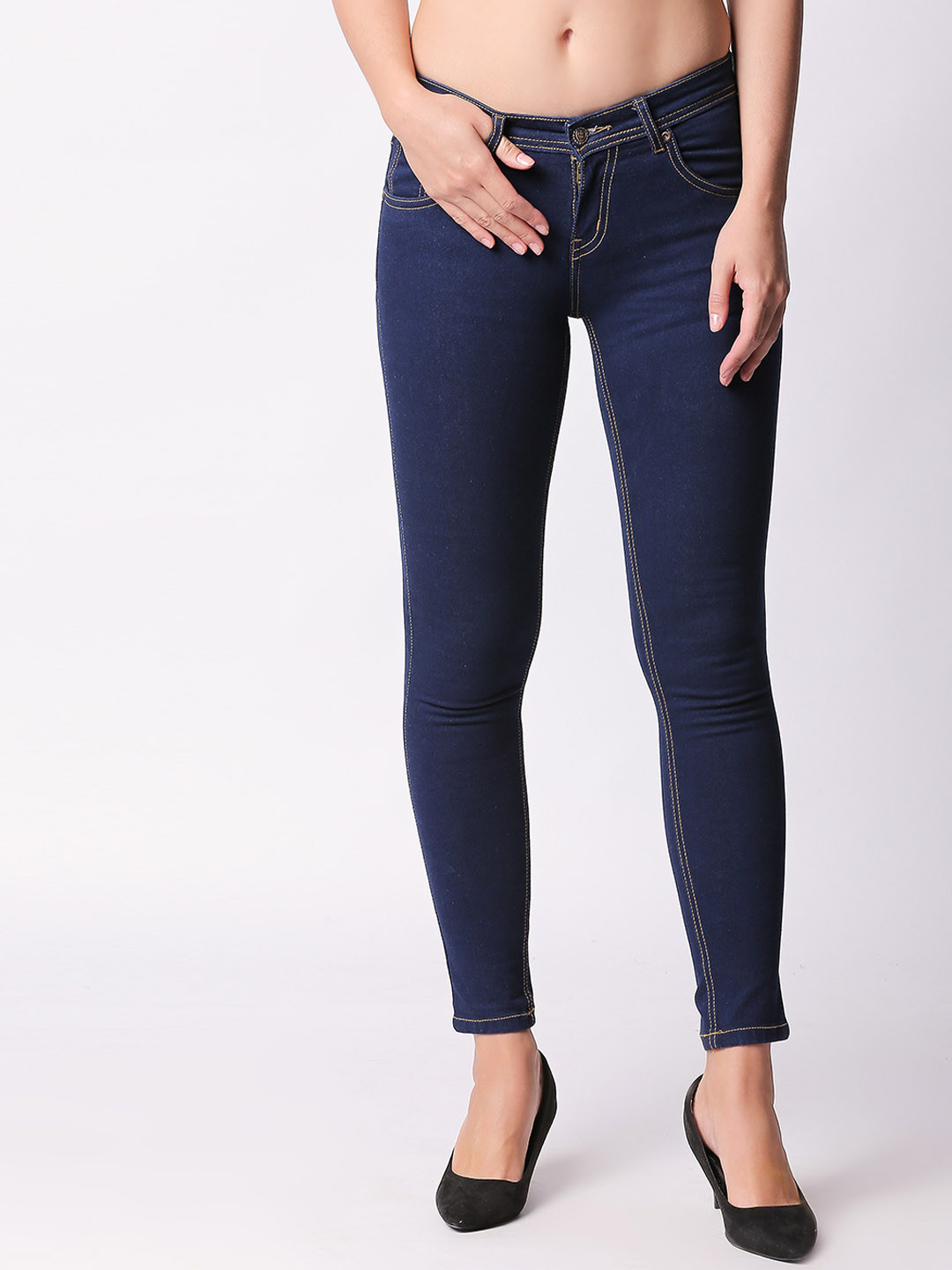 High Star Women Blue Slim Fit Mid-Rise Clean Look Stretchable Jeans