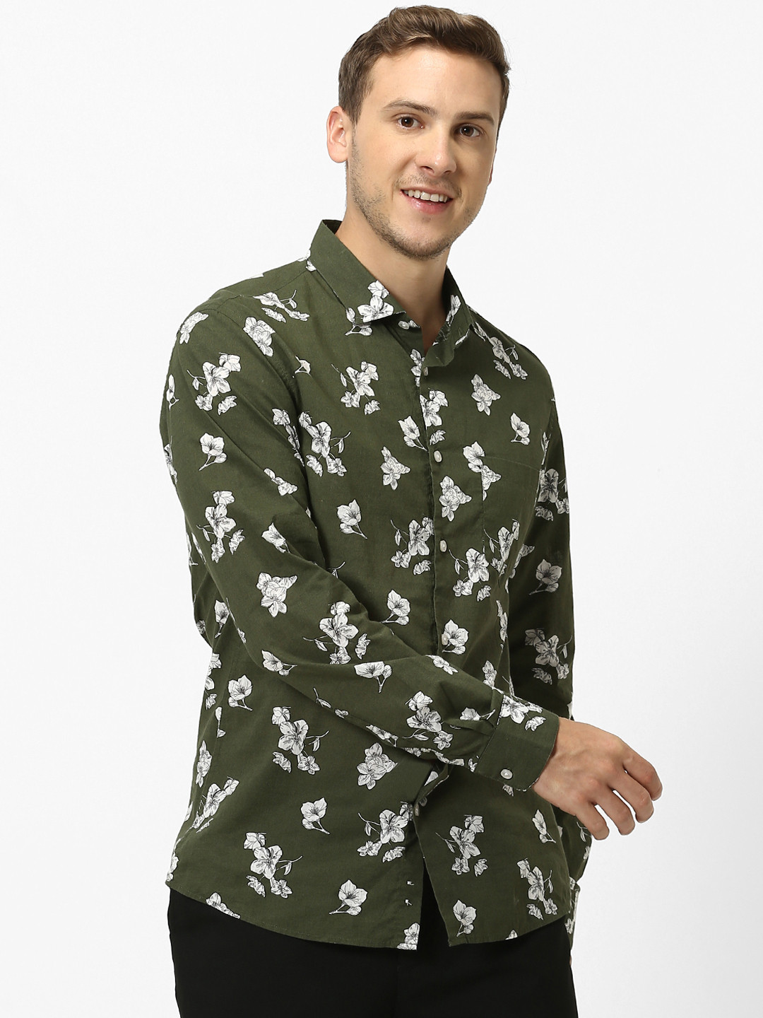 Celio Men Olive Green & White Slim Fit Floral Printed Casual Shirt