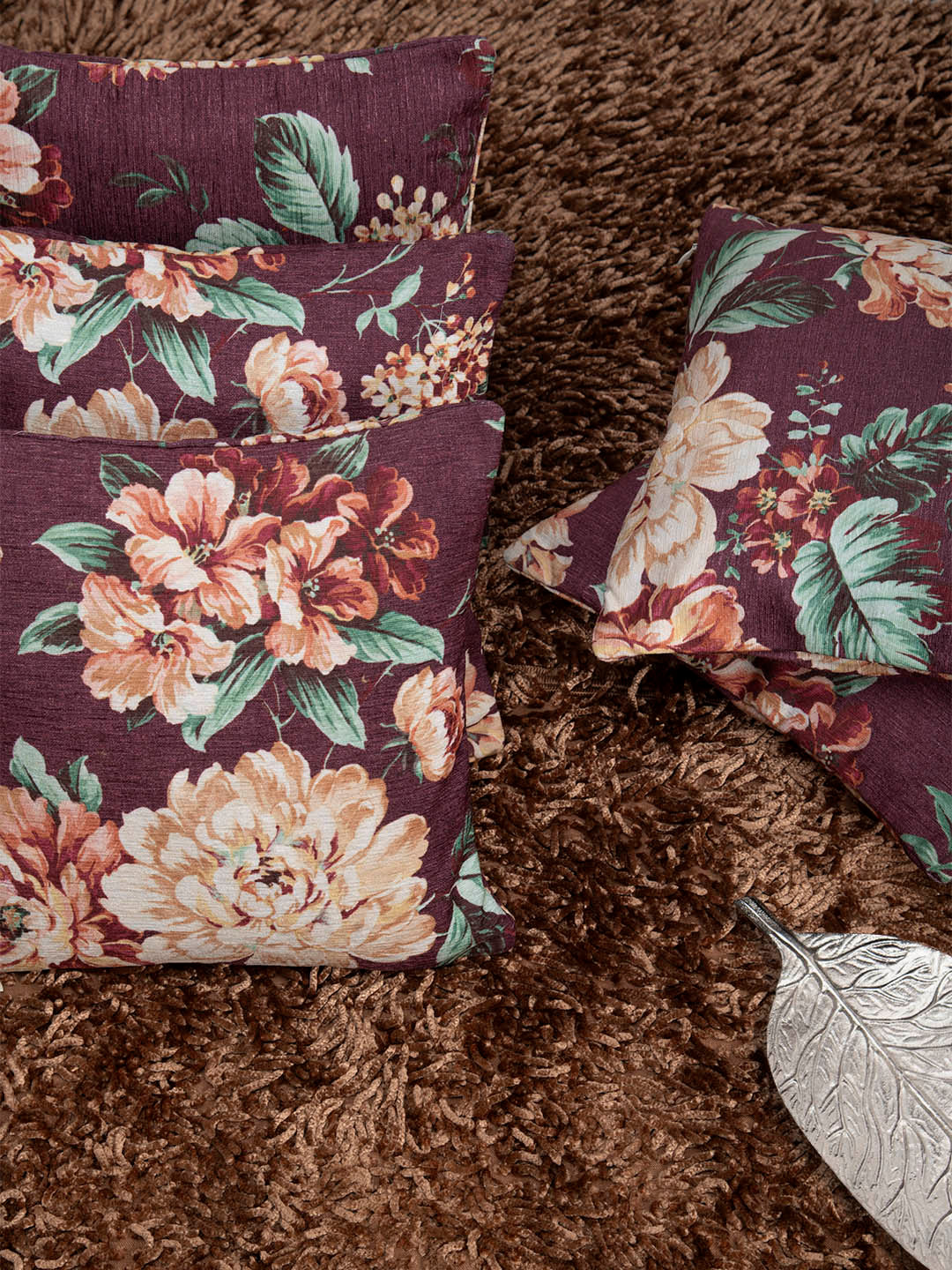 HOUZZCODE Burgundy Set of 5 Floral Square Cushion Covers