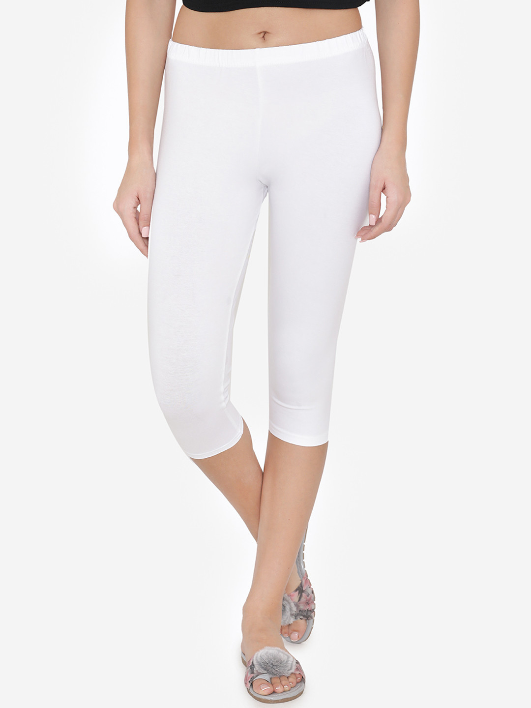 Vami Women White Solid Comfy Classy Capri Leggings