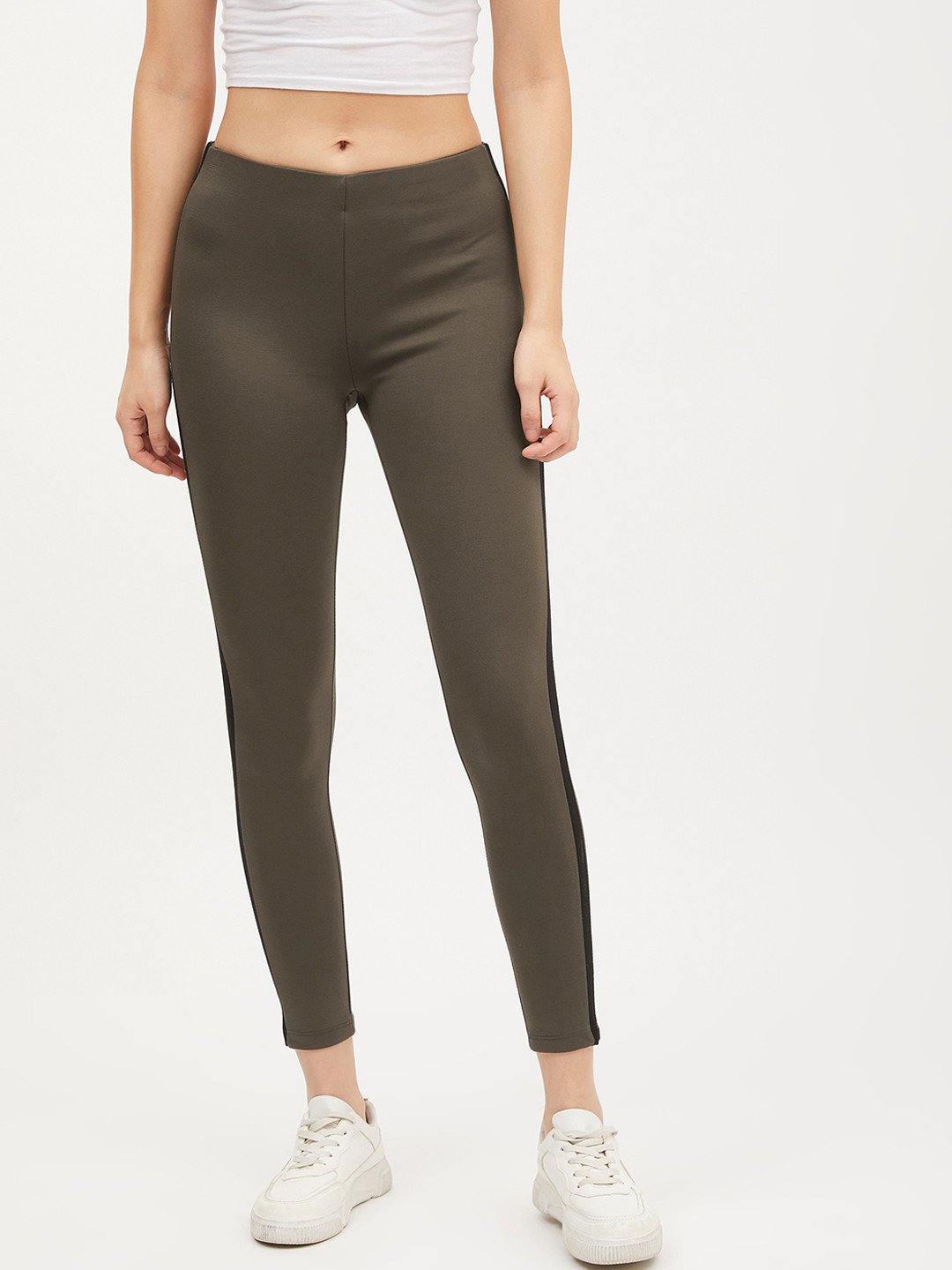 Harpa Women Olive Green Solid Jeggings