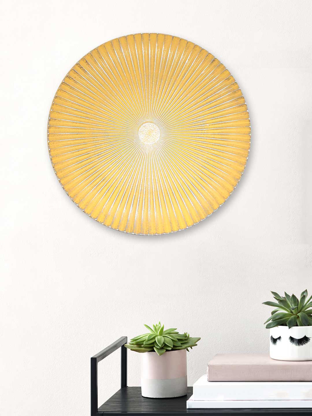 Art Street Decorative Wall Plates MDF Glossy Hanging Hall -11.5In