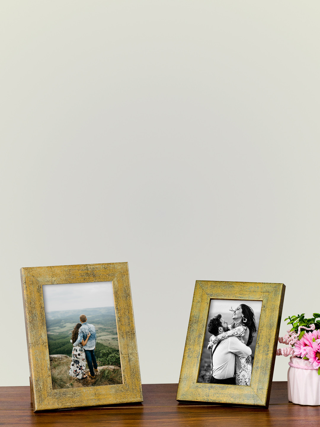 Art Street Set Of 2 Gold-Toned Solid Table-Top Photo Frames