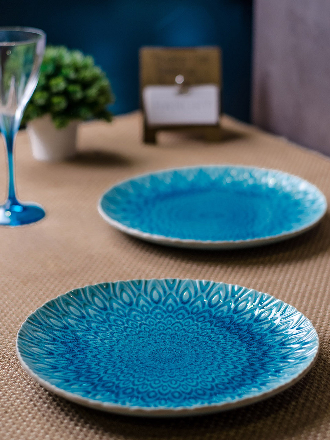 GOODHOMES Set Of 2 Blue Emboss Print Stoneware Dinner Plates
