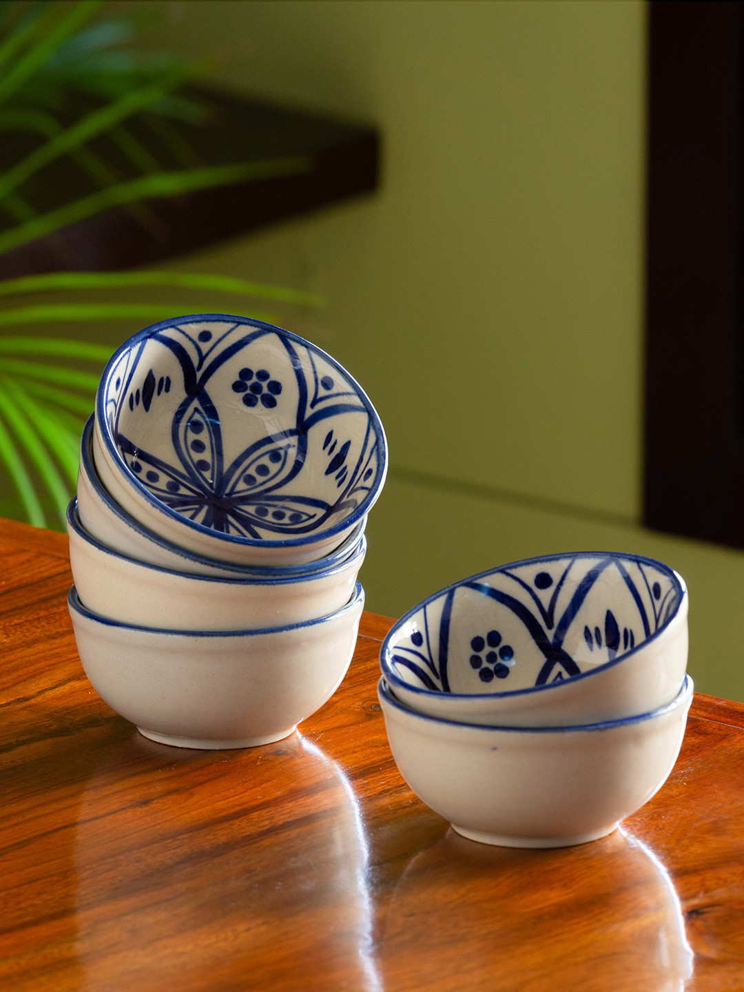 ExclusiveLane White & Blue Set of 6 Moroccan Studio Pottery Ceramic Dining Bowls