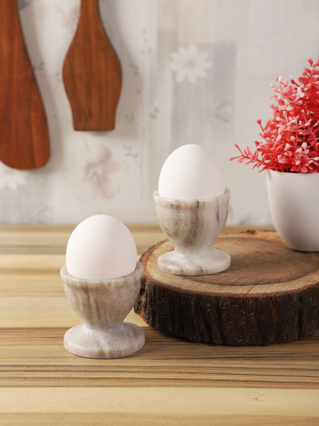 NikkisPride Set Of 2 Beige Marble Egg Keepers