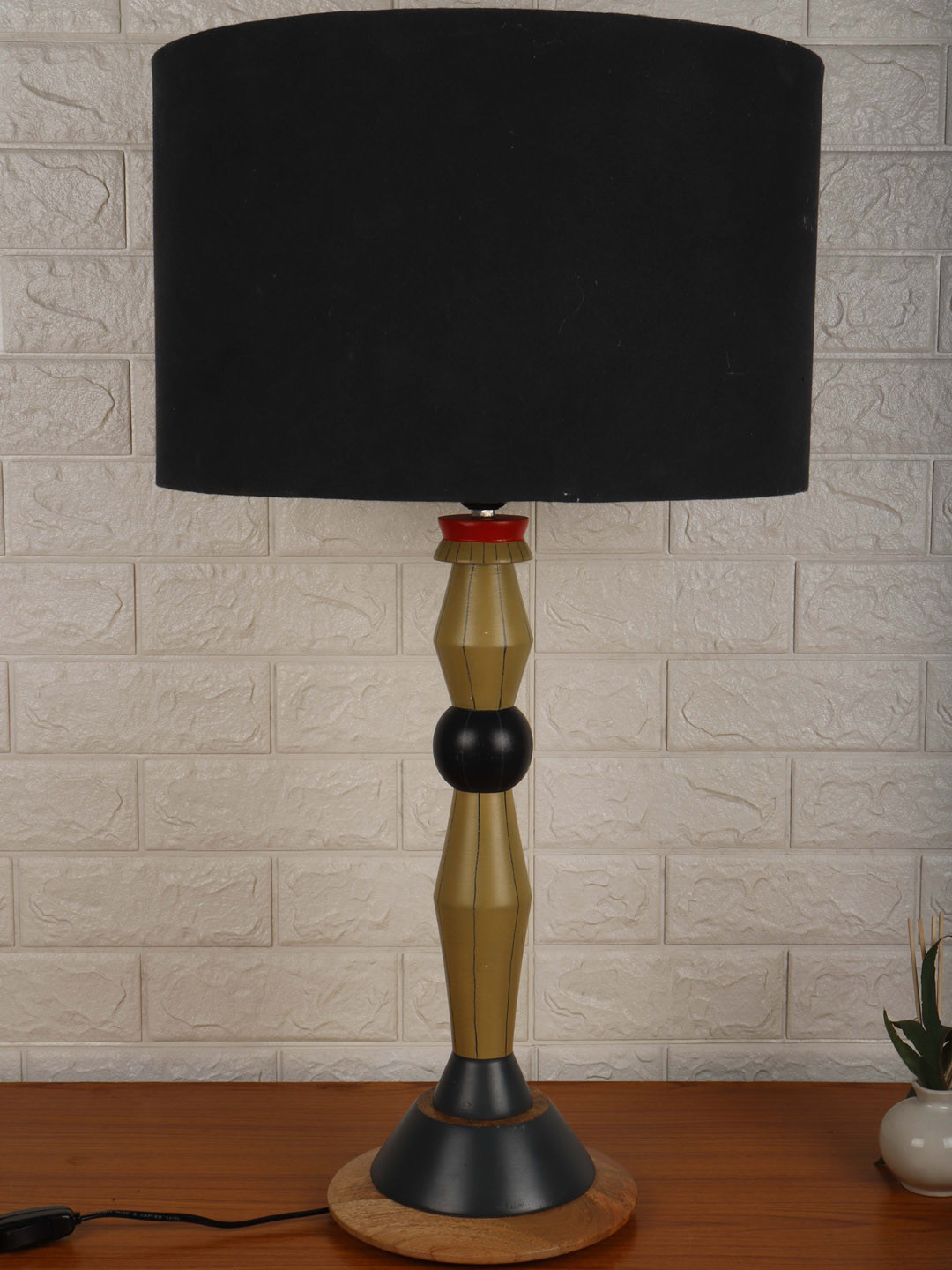 Grated Ginger Black & Olive Green Solid Handcrafted Buffet Table Lamp with Shade