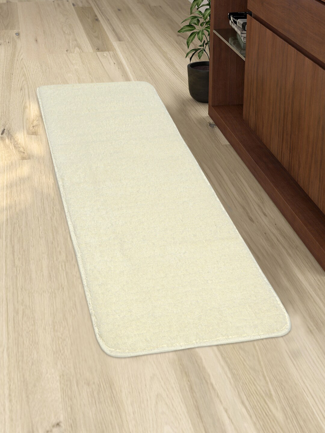 Saral Home Off-White Solid Neo Shaggy Anti-Skid Floor Runner