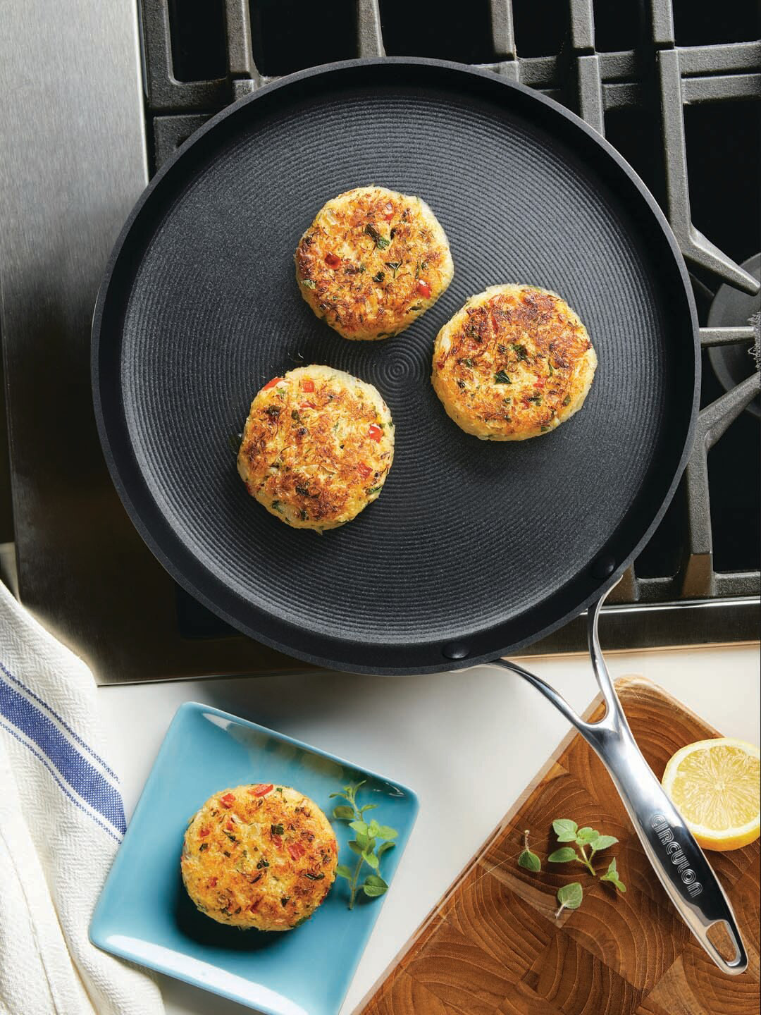 MEYER Black Circulon Non-Stick Hard Anodized Aluminium Flat Dosa Tawa-24 cm