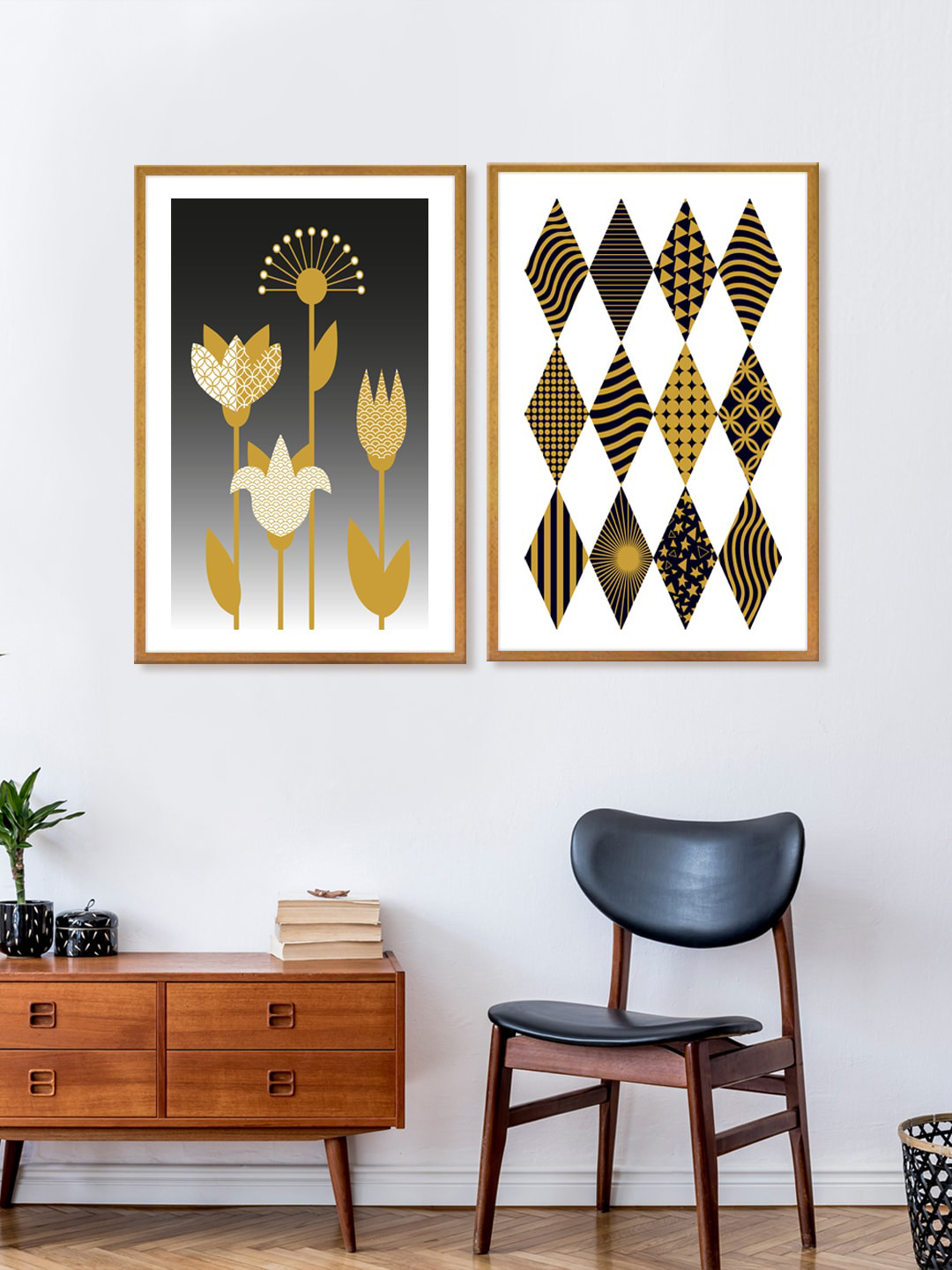 999Store Set Of 2 White & Grey Flowers With Pattern Cubes Hand painted Wall Arts