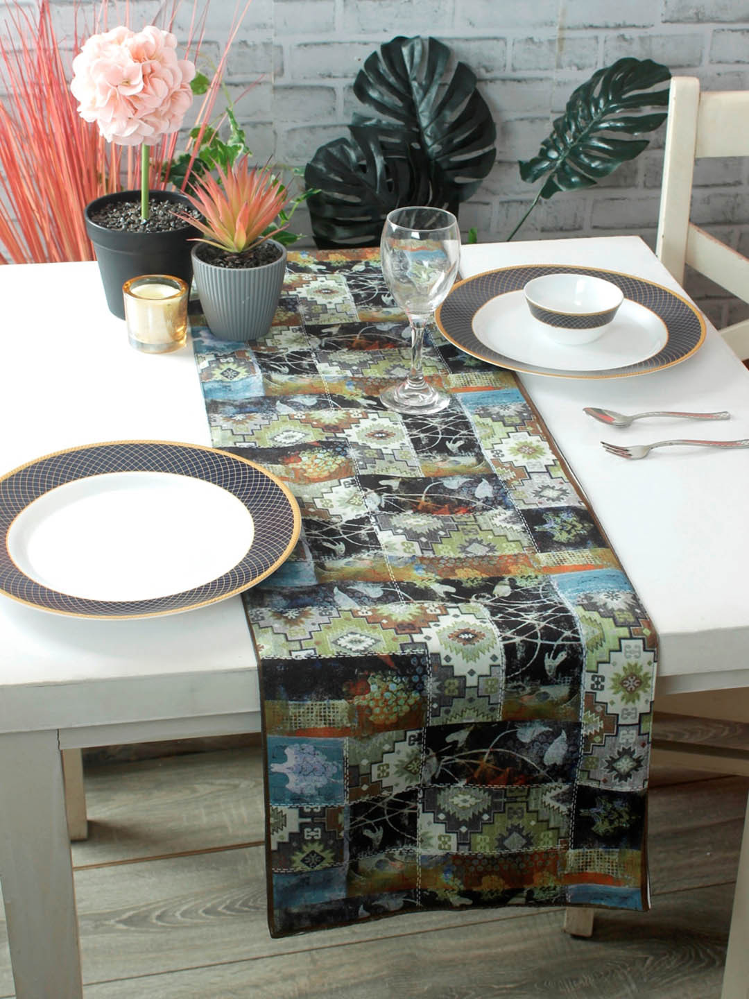 ROMEE Unisex Multicoloured Ethnic Motifs Printed Table Runner