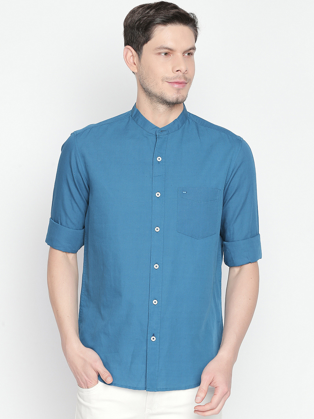 Basics Men Blue Slim Fit Solid Casual Shirt