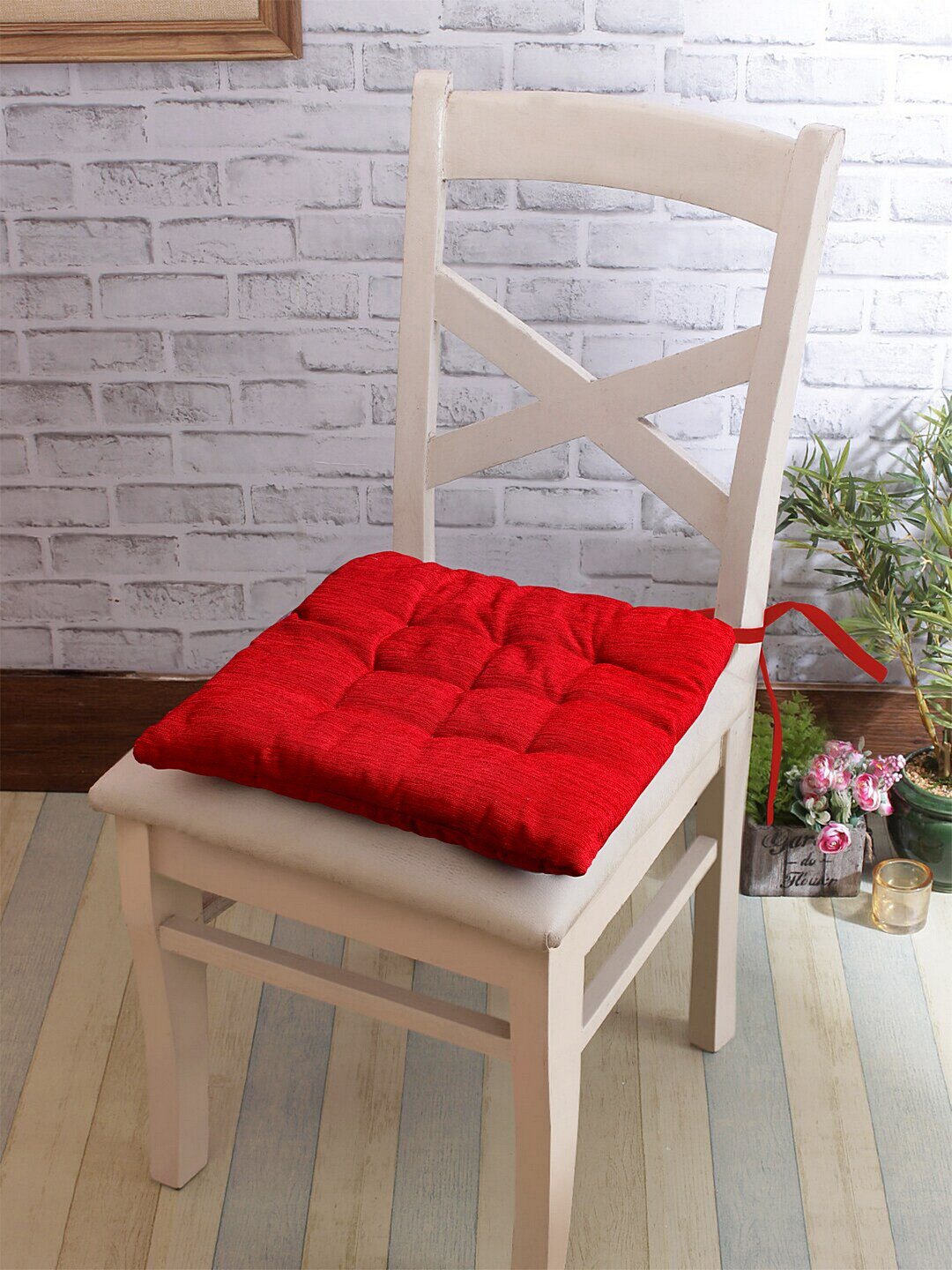 KLOTTHE Red Set Of 2 Solid Chair Pads