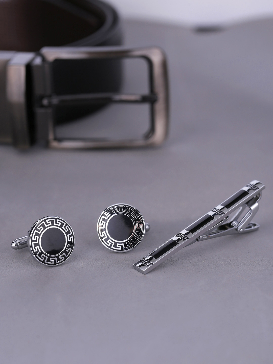 Yellow Chimes Black & Silver-Toned Geometric Tie-Pin and Cufflinks Gift Set