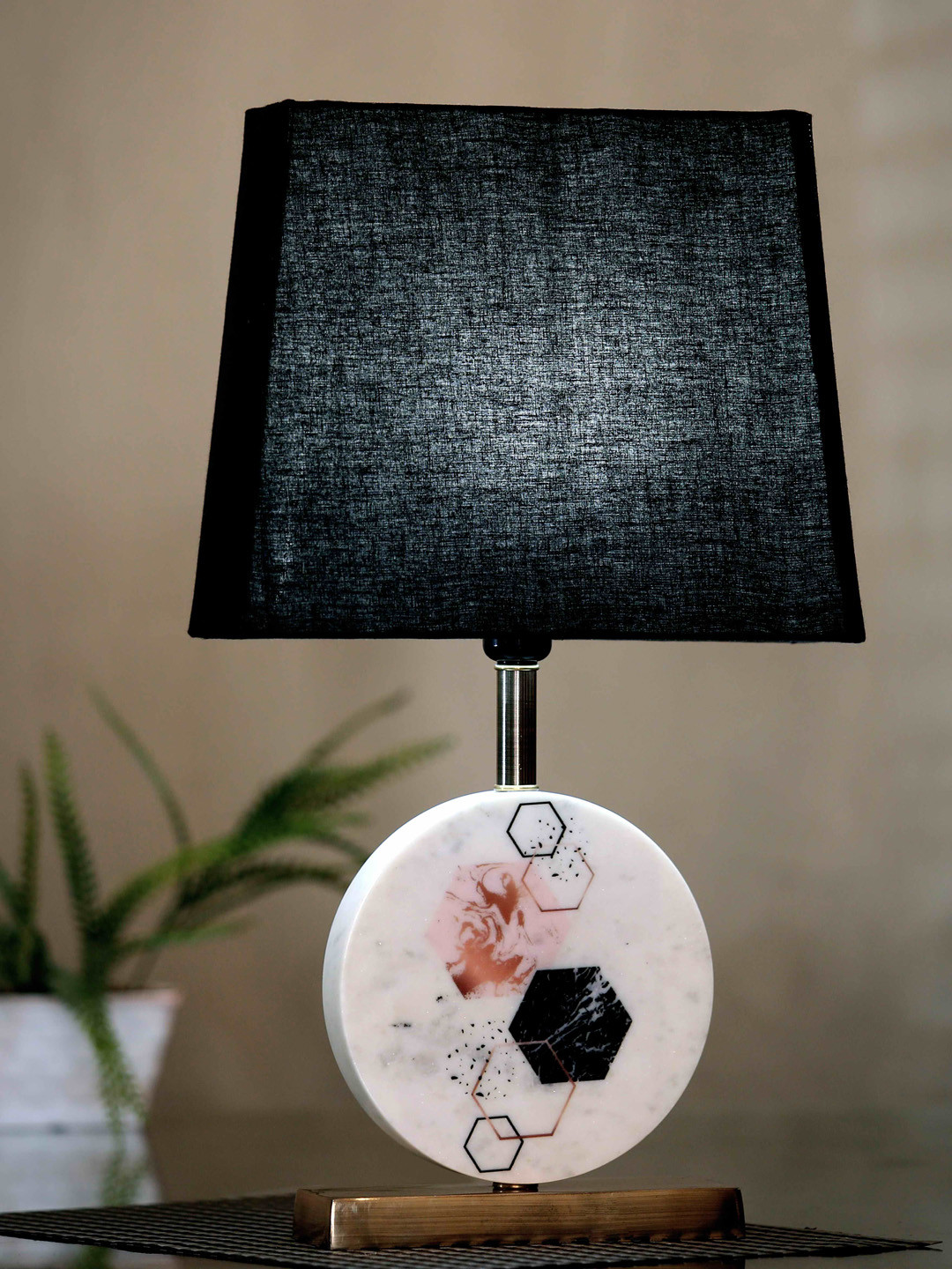 POSH-N-PLUSH Black Solid Frustum Marble Table Lamp