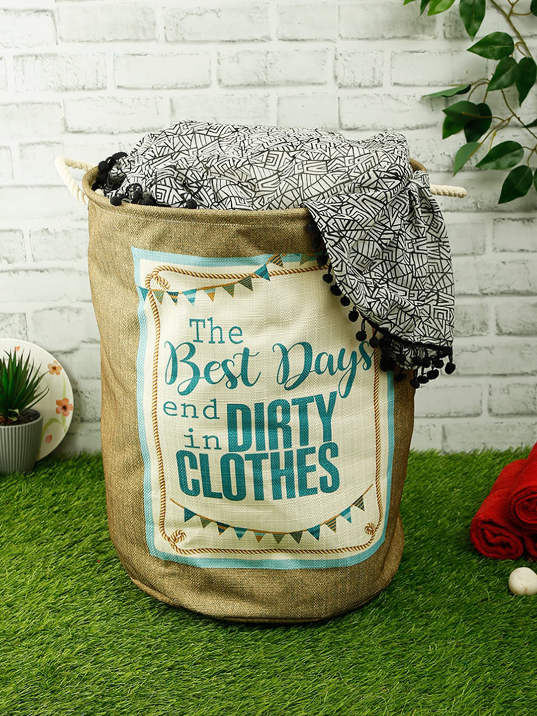 ROMEE Khaki-Coloured & Green Printed Laundry Bag