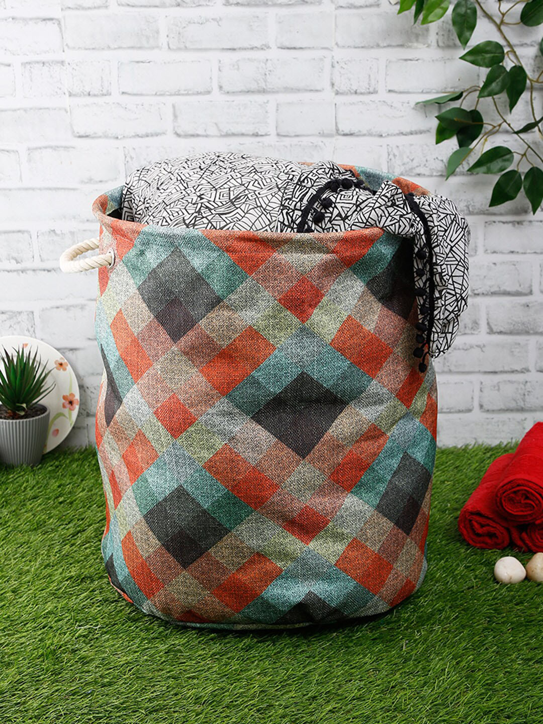 ROMEE Multicoloured Printed Laundry Bag
