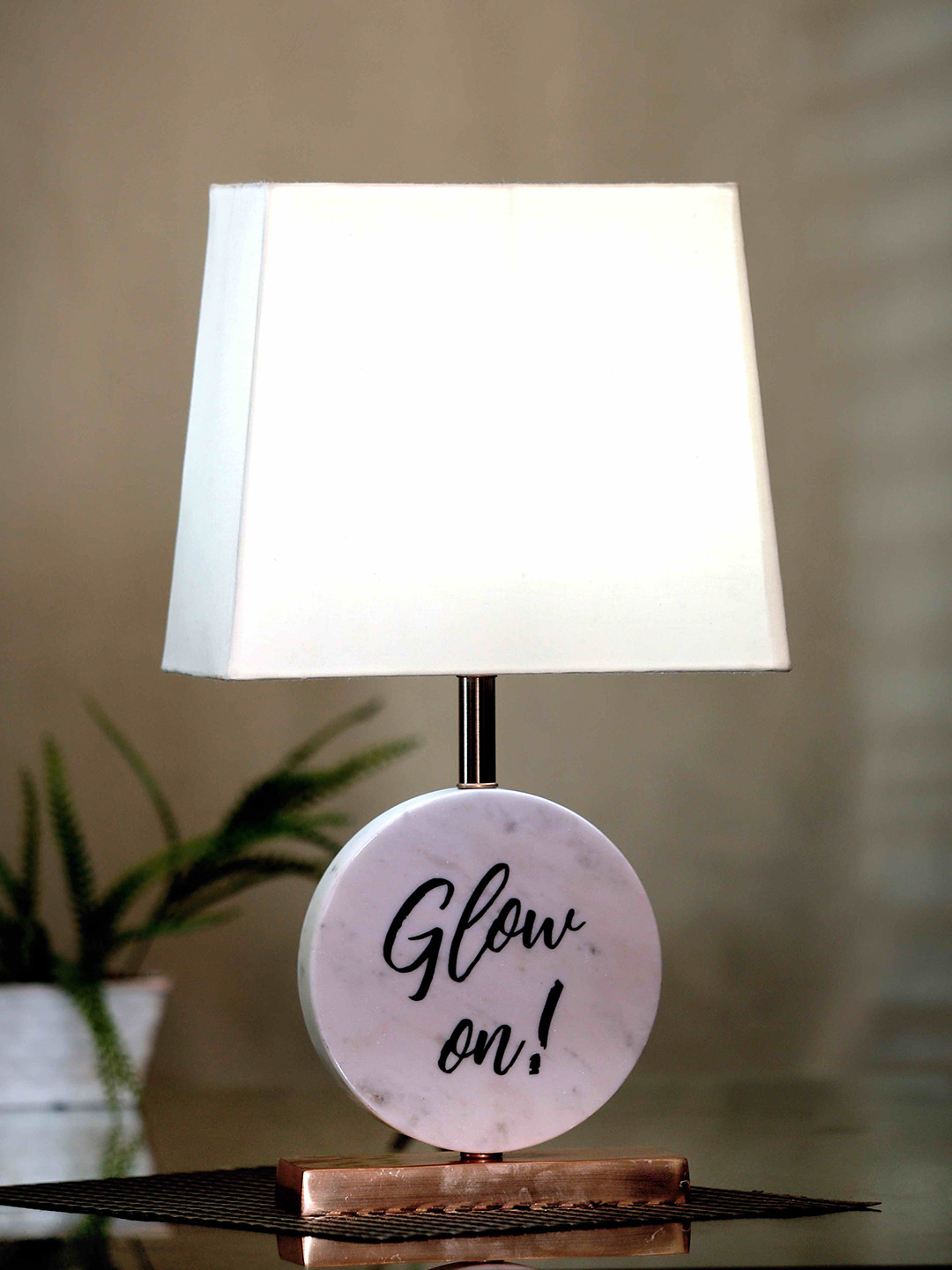 POSH-N-PLUSH White Solid Glow On Marble Table Lamp