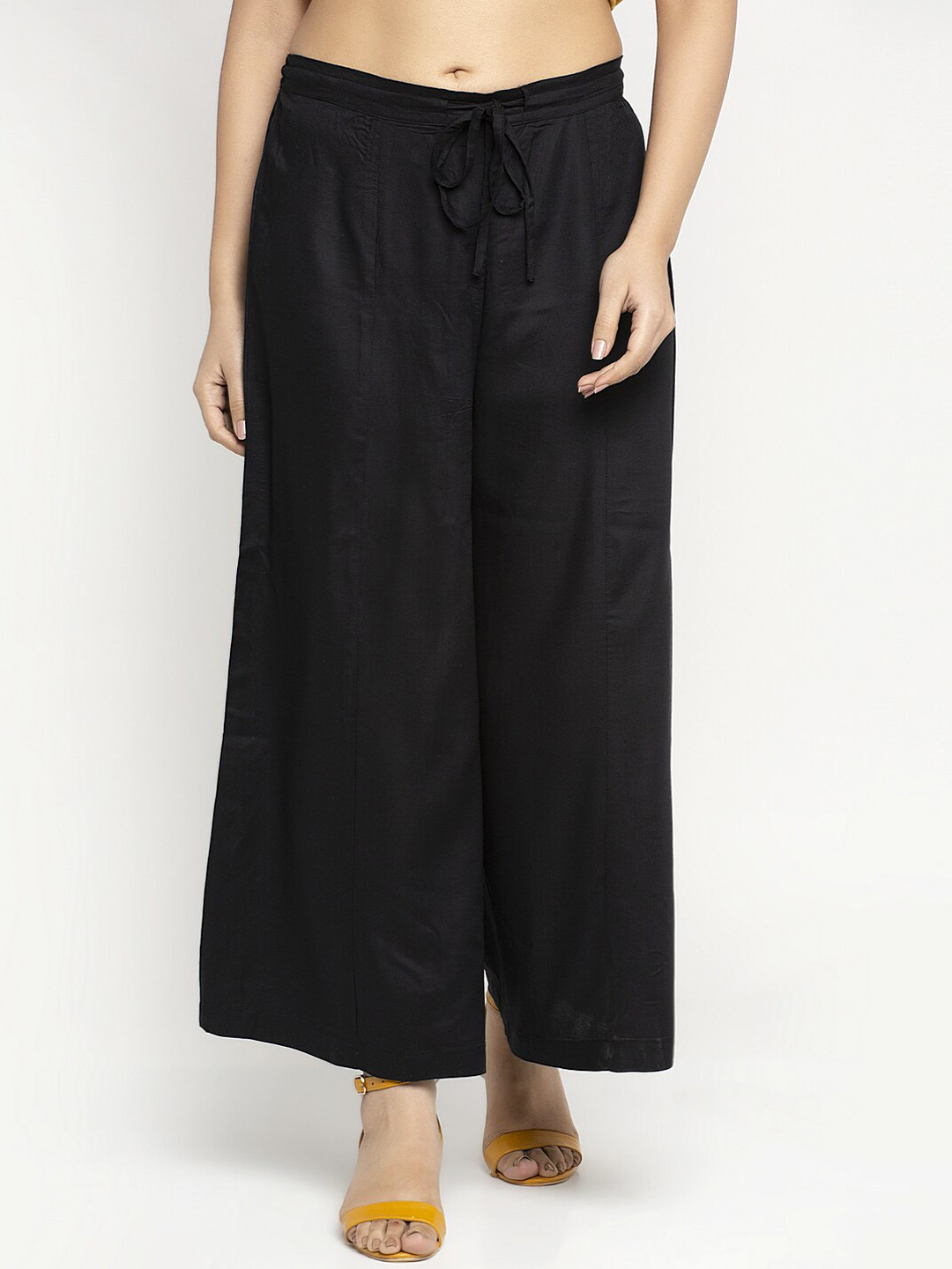 Ayaany Women Black Solid Wide Leg Palazzos