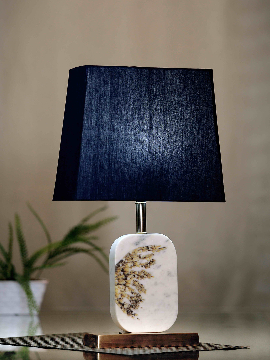 POSH-N-PLUSH Navy Blue & Cream-Coloured Solid Rectangle Winged Marble Table Lamp & Shade