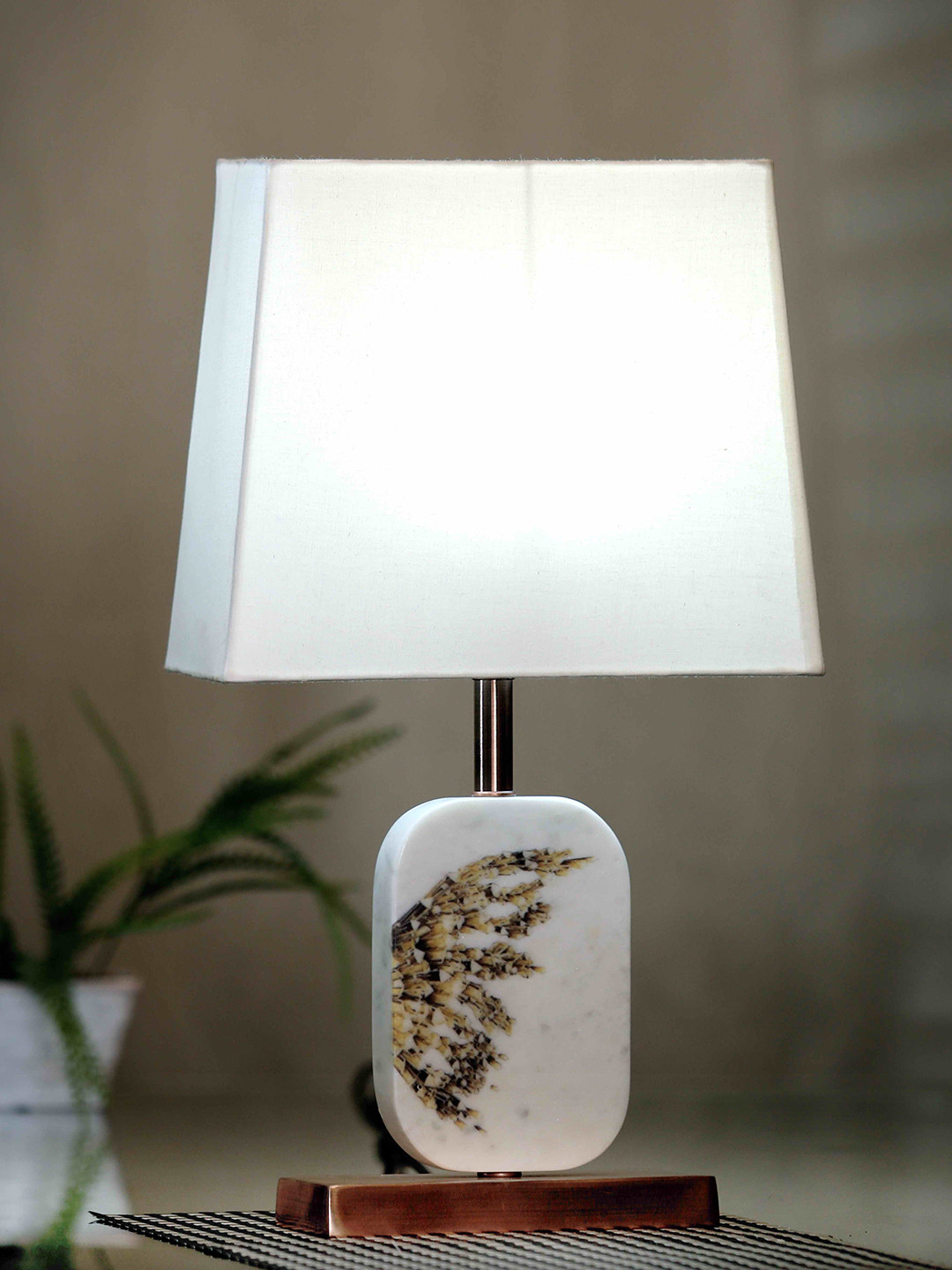 POSH-N-PLUSH White & Brown Solid Contemporary Winged Marble Table Lamp