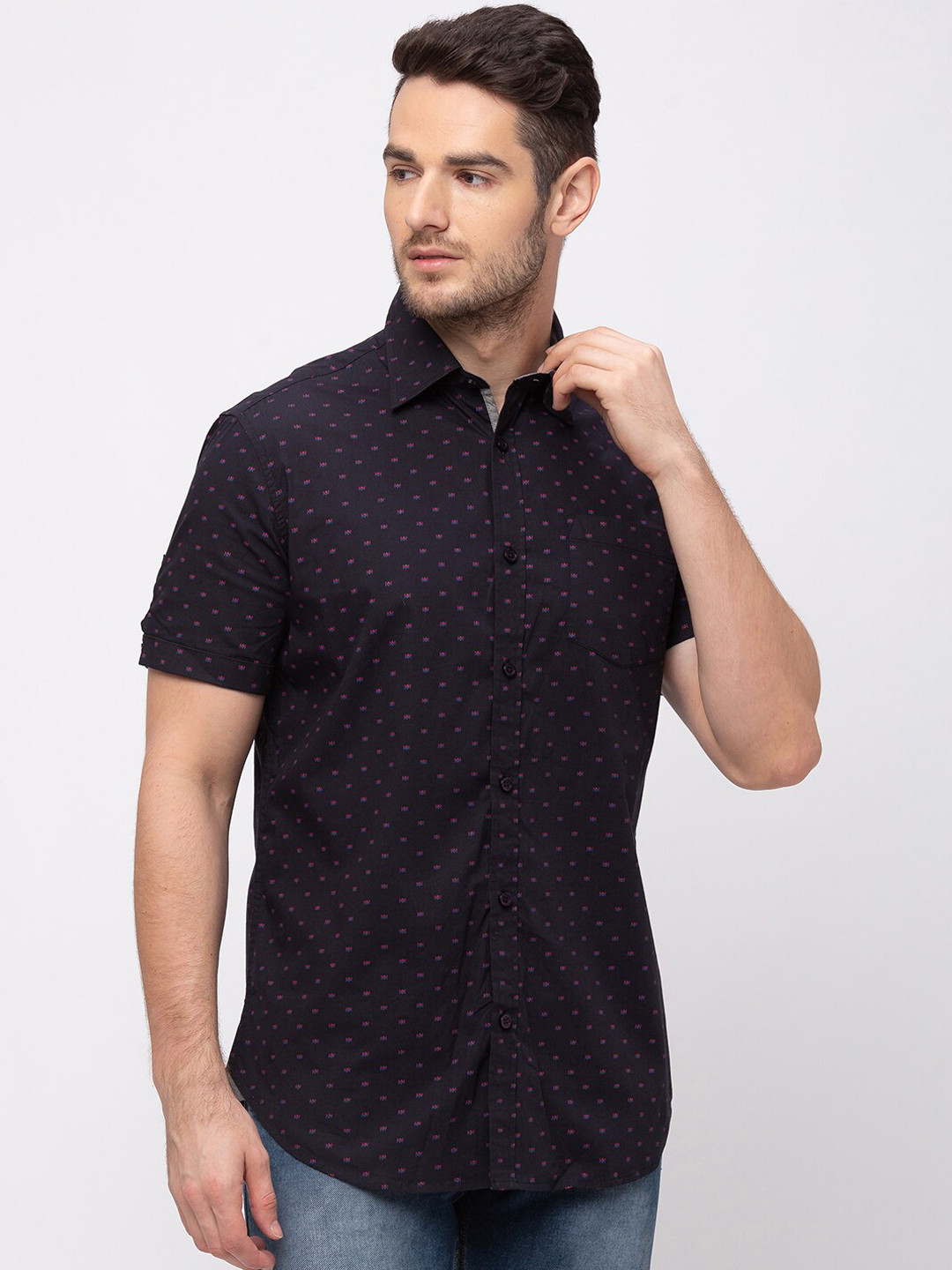 Kenneth Cole Men Black & Pink Regular Fit Printed Casual Shirt