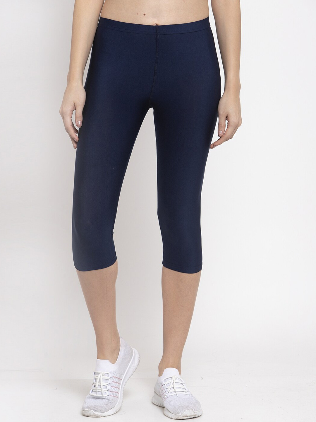 CUKOO Women Blue Solid Comfort-Fit Three-Fourth Tights