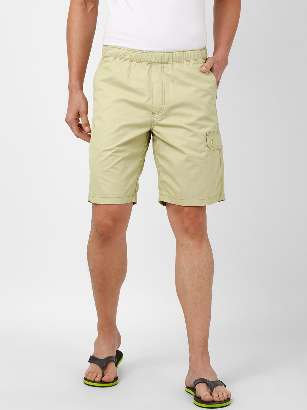 t-base Men Green Solid Lounge Shorts
