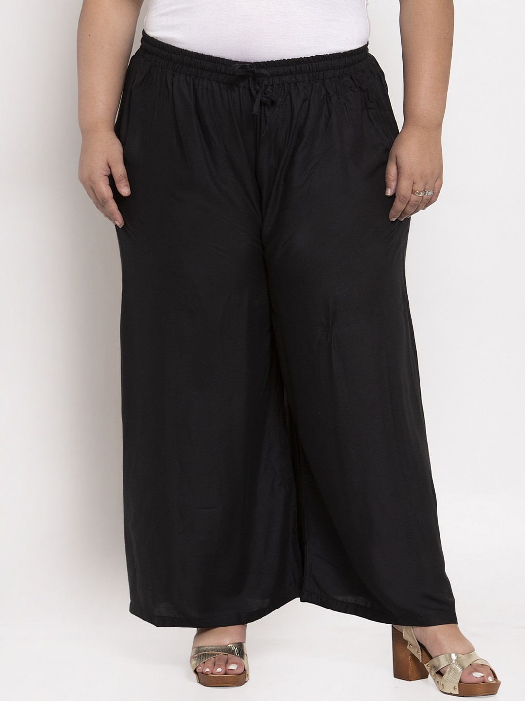 TAG 7 PLUS Women Black Solid Flared Fit Palazzo